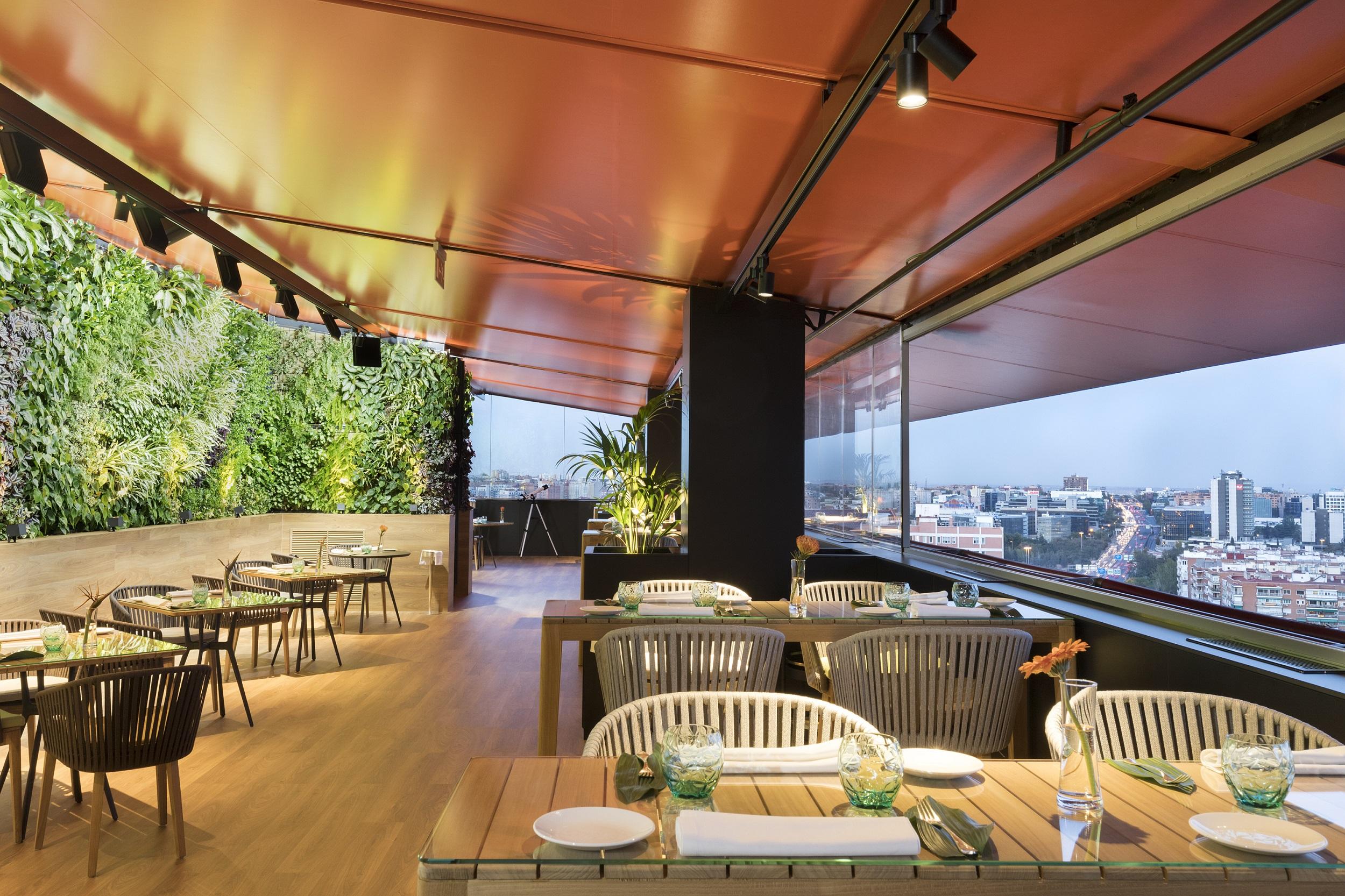Hotel Puerta America Madrid Esterno foto Rooftop terrace