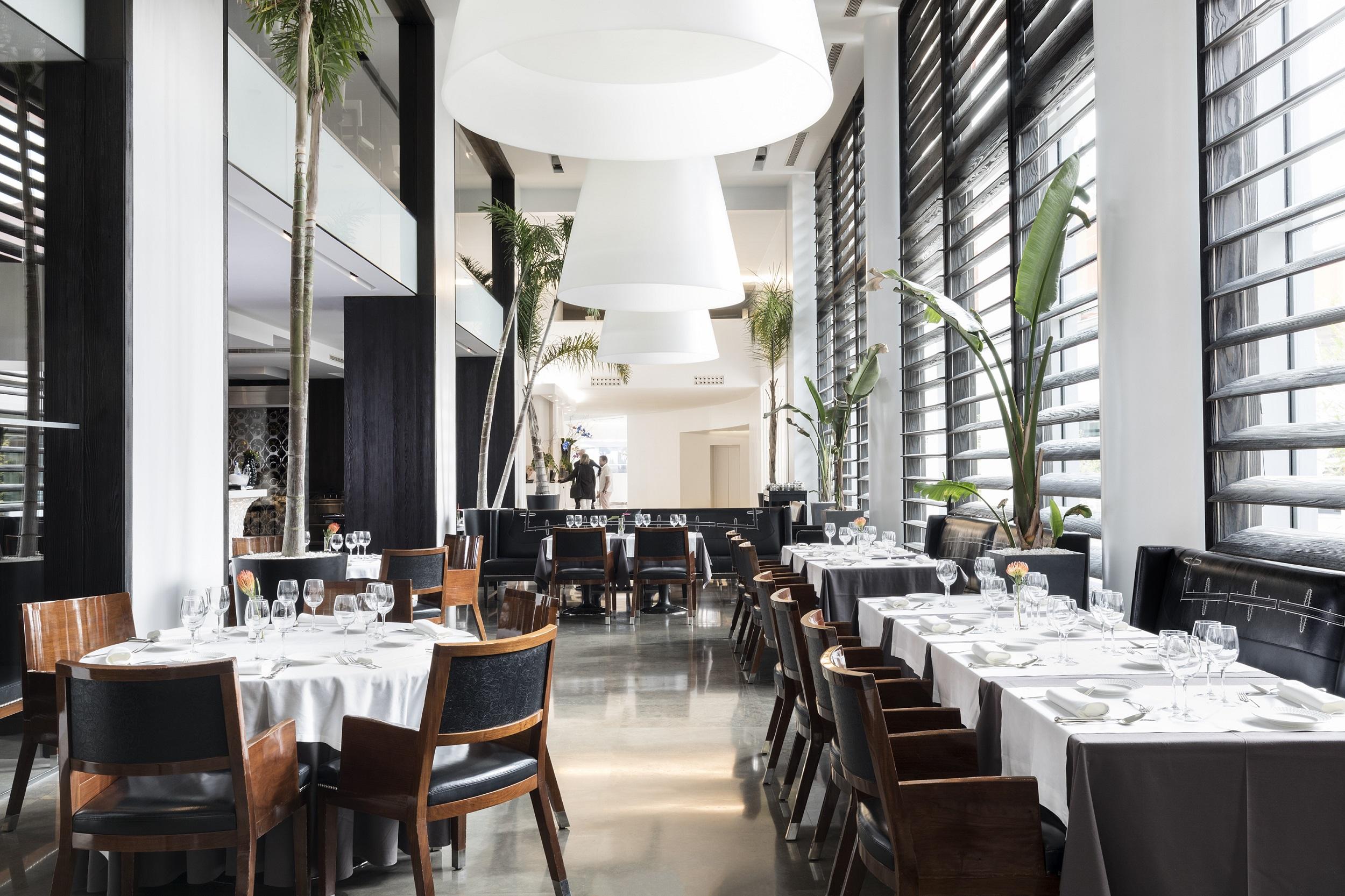 Hotel Puerta America Madrid Esterno foto Interior of the restaurant