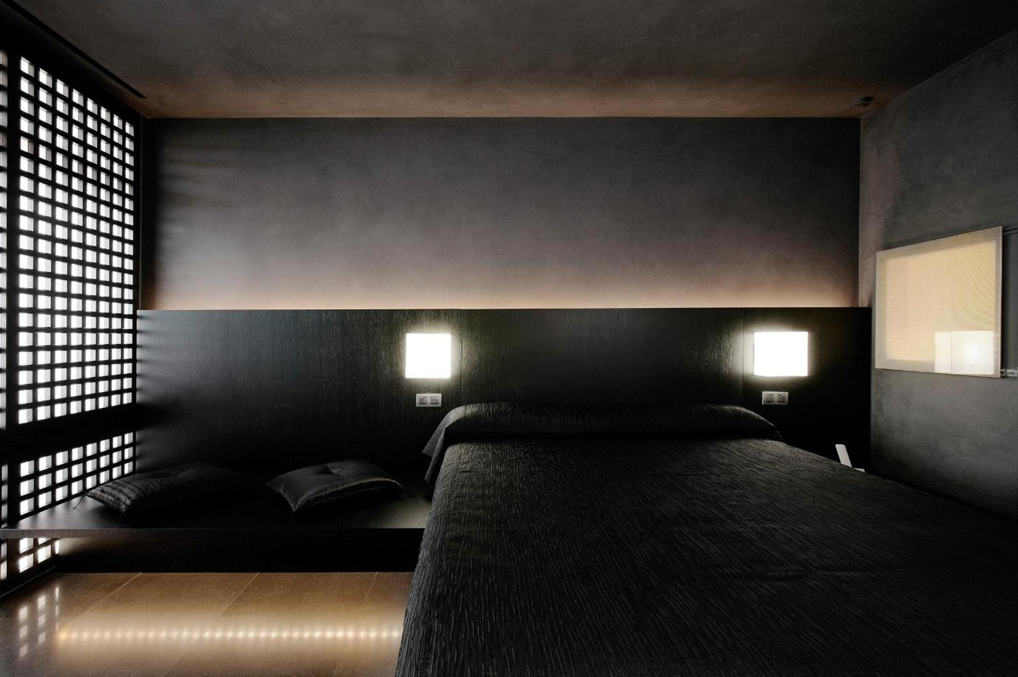 Hotel Puerta America Madrid Esterno foto A room at the hotel